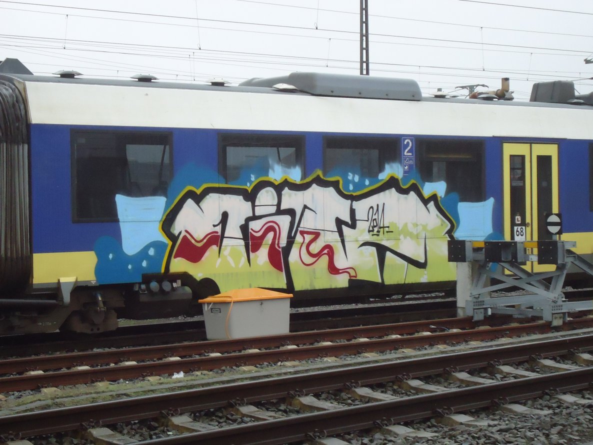 Graffiti Train - Photo by oldenburgcity - oita (2014)