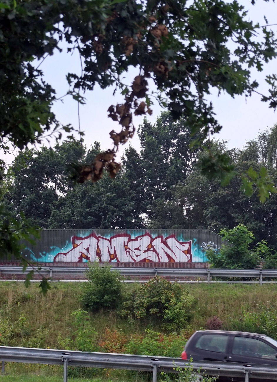 Graffiti Bombing - Photo by oldenburgcity - amen (2015)