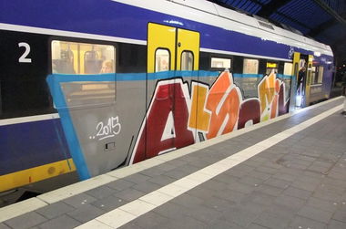 Graffiti Train - Photo by oldenburgcity - alsoe, onil (2015)
