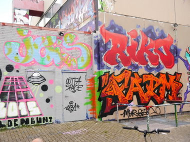 Graffiti Wall - Photo by oldenburgcity - jois, riko, farm (2015)
