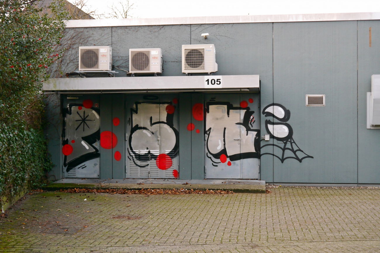 Graffiti Bombing - Photo by oldenburgcity - psk (2015)