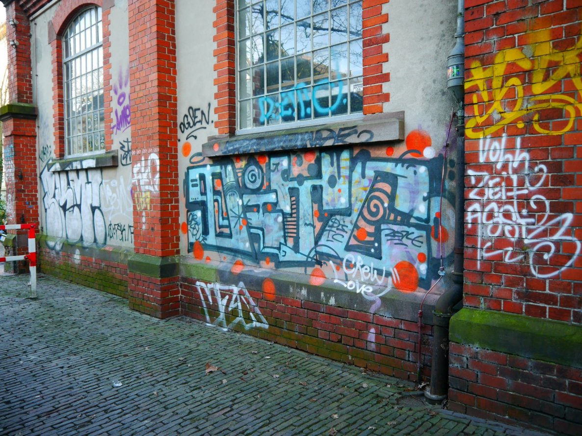 Graffiti Bombing - Photo by oldenburgcity - ditc (2015)