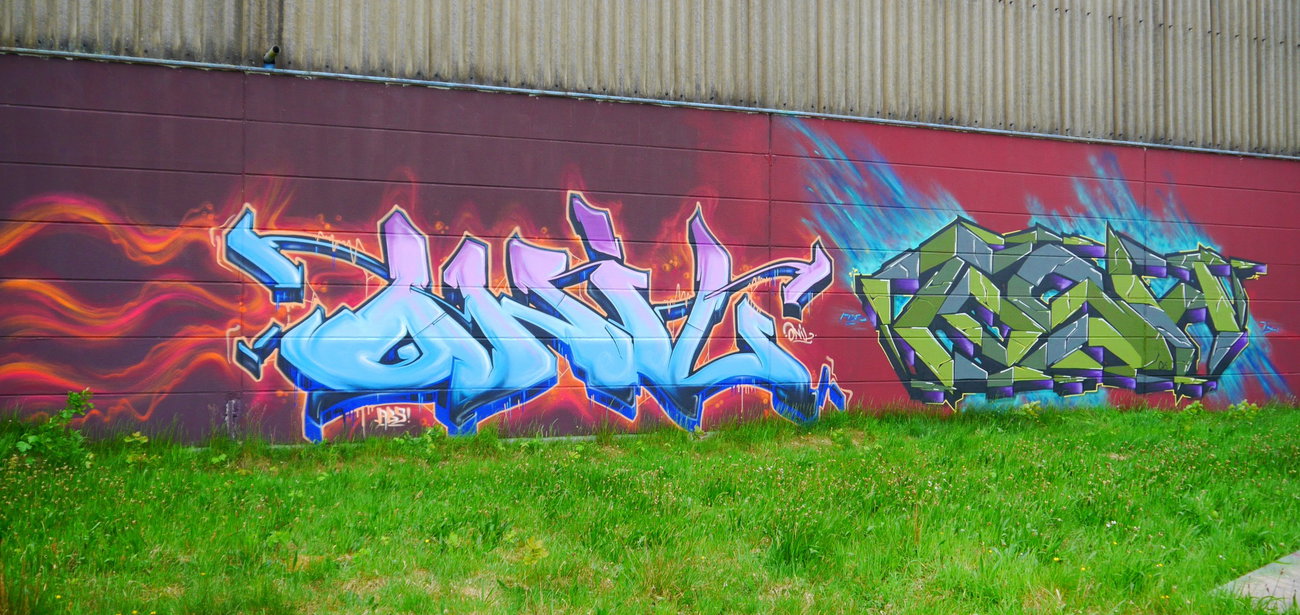Graffiti Wall - Photo by oldenburgcity - onil, tosh (2016)