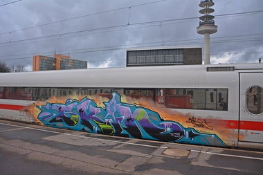 Graffiti Train - Photo by oldenburgcity - skin (2014)
