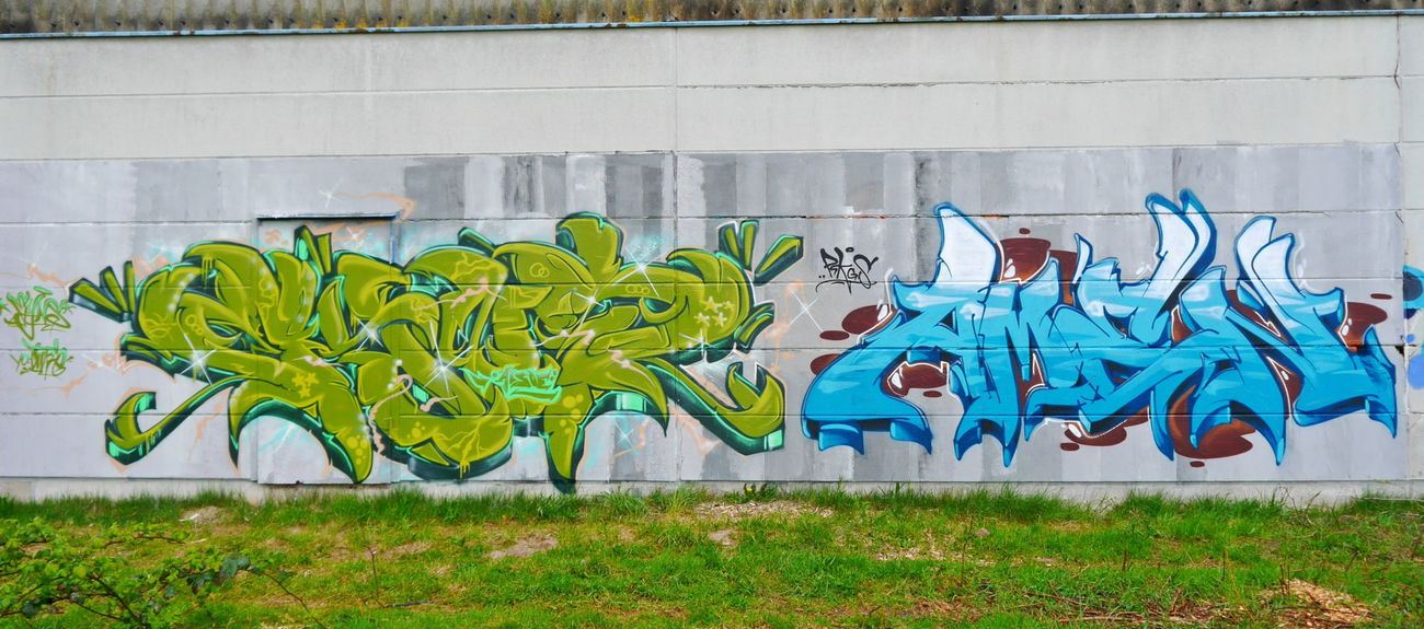 Graffiti Wall - Photo by oldenburgcity - eyns, amen (2016)