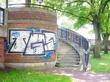 Graffiti Bombing - Photo by oldenburgcity - tgs (2015)