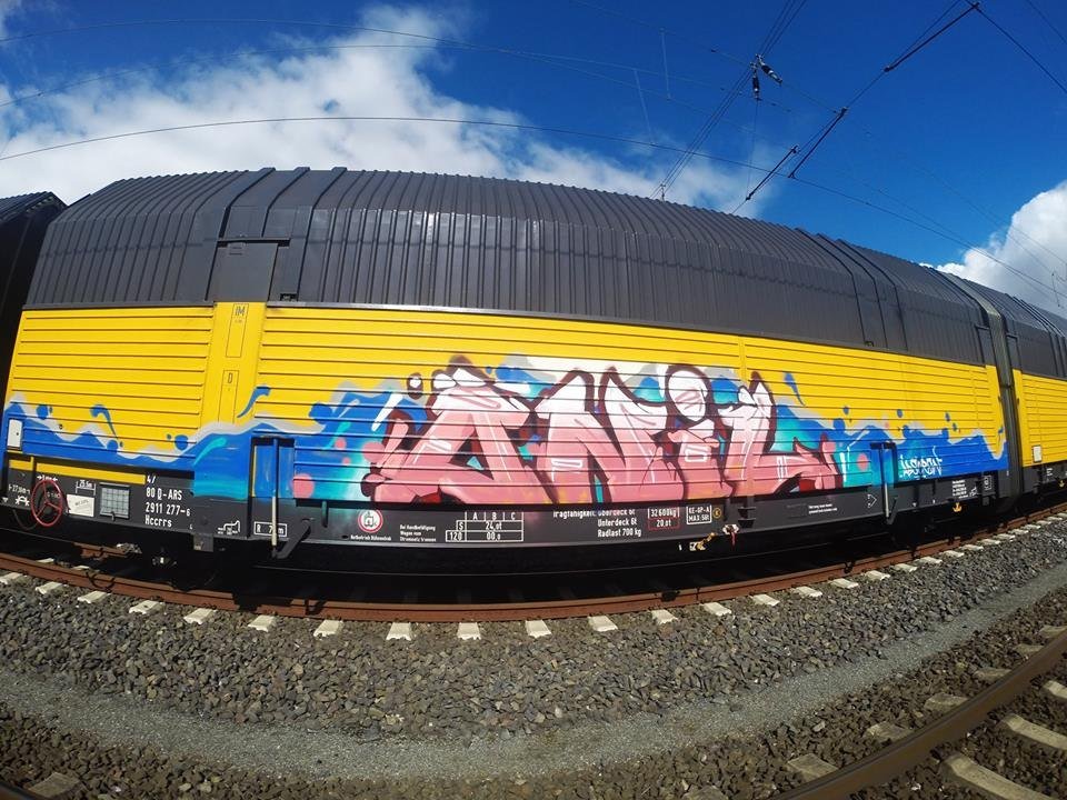 Graffiti Train - Photo by oldenburgcity - onil, alsoe (2015)
