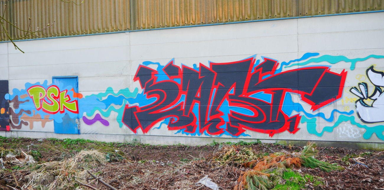 Graffiti Wall - Photo by oldenburgcity - zart, psk (2016)