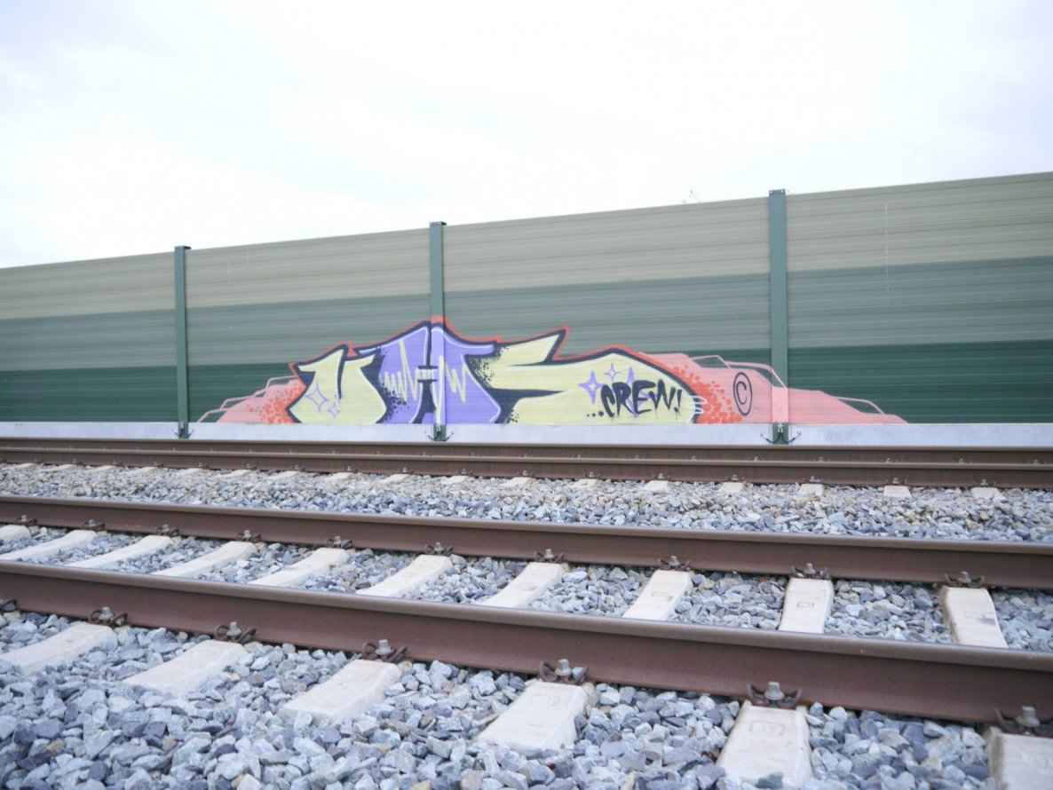 Graffiti Bombing - Photo by oldenburgcity - vhs (2014)