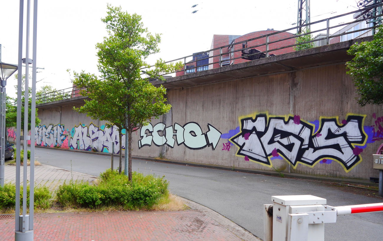 Graffiti Bombing - Photo by oldenburgcity - amen, alsoe, echo (2015)