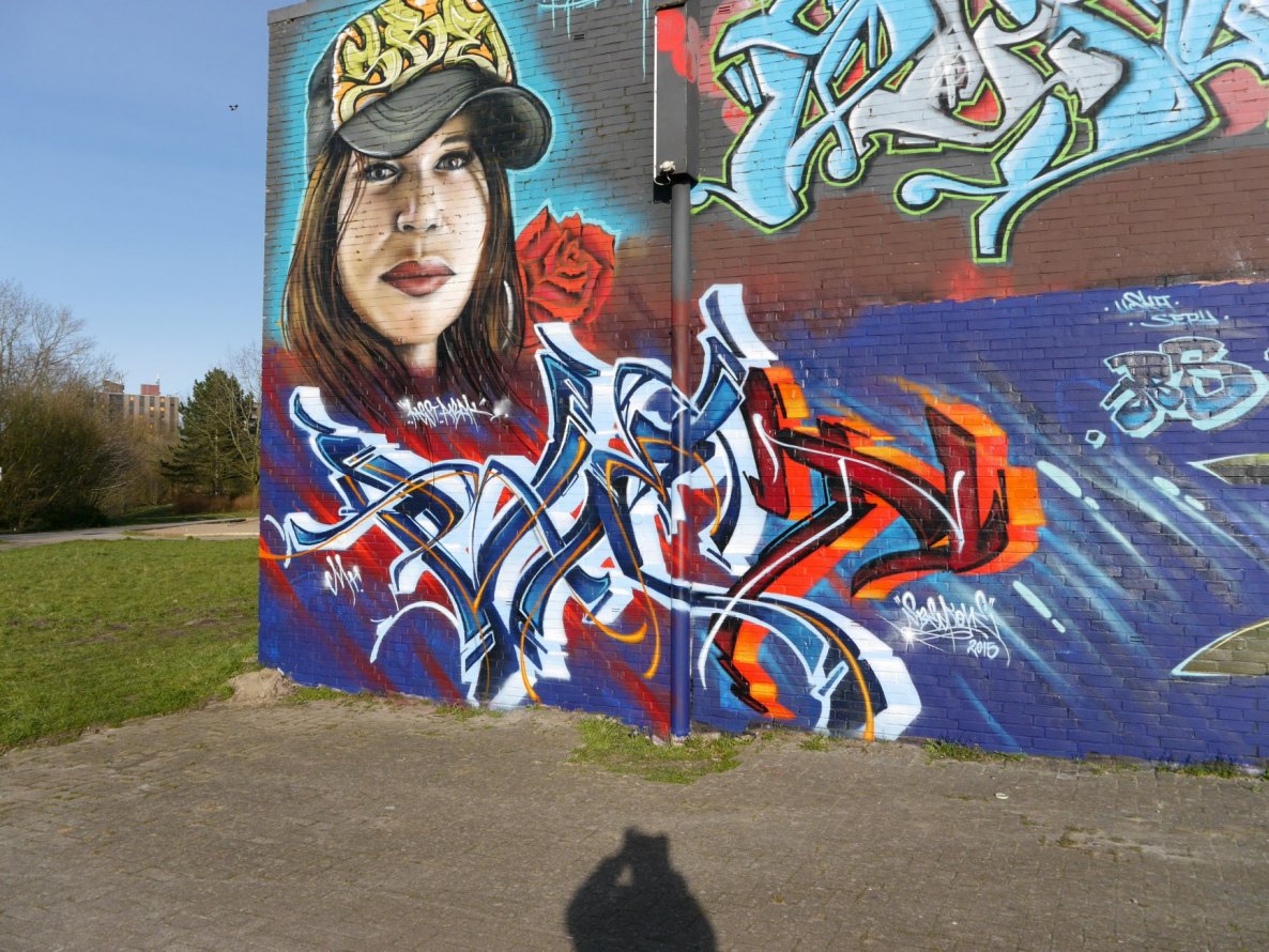 Graffiti Wall - Photo by oldenburgcity - phet, sbek, abs (2015)