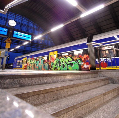 Graffiti Train - Photo by oldenburgcity - swk, abs (2014)