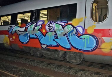 Graffiti Train - Photo by oldenburgcity - skin (2015)