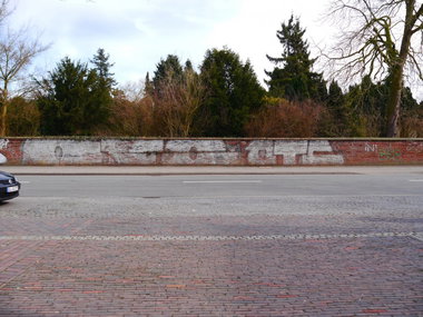 Graffiti Bombing - Photo by oldenburgcity - otc