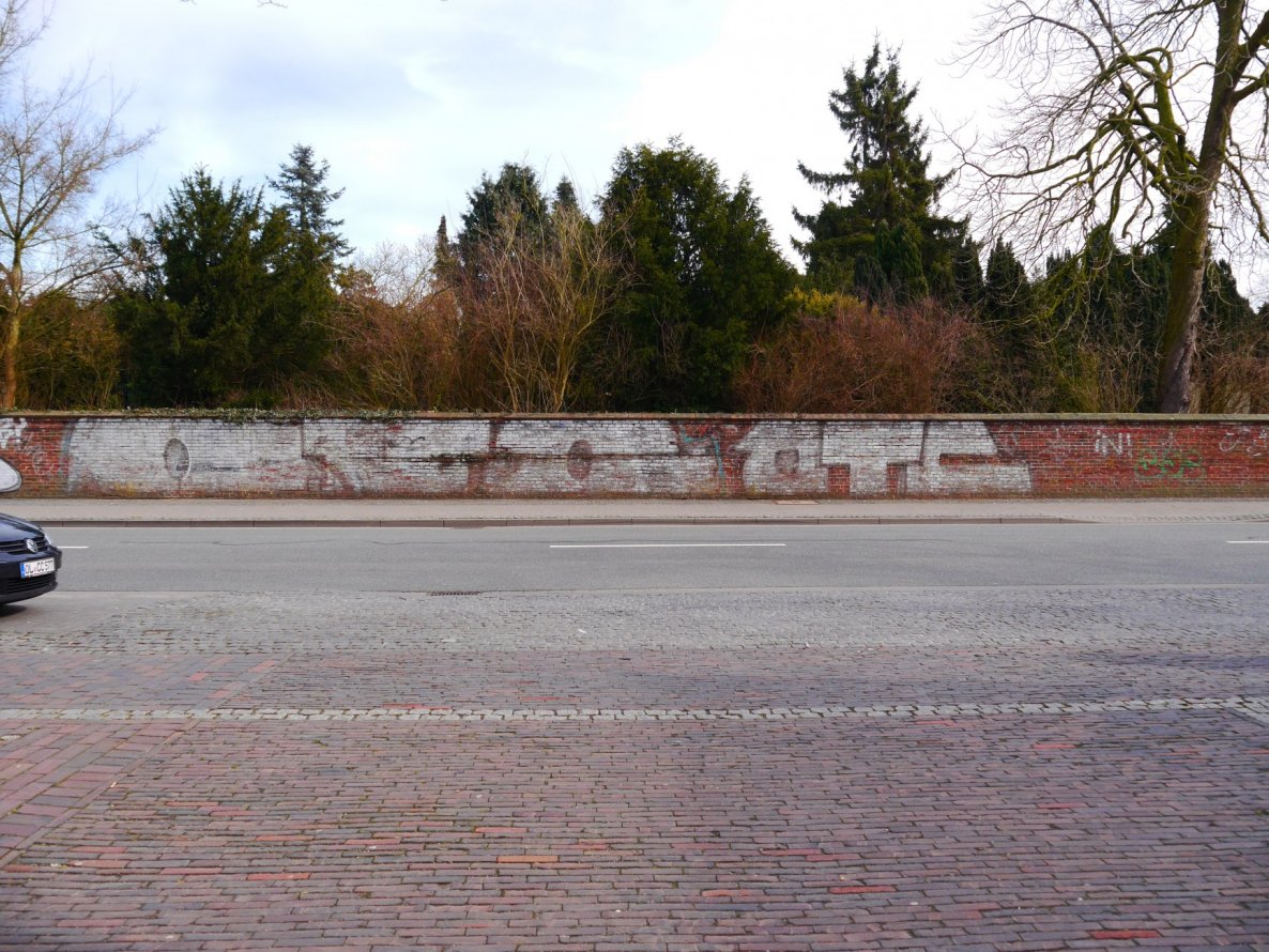 Graffiti Bombing - Photo by oldenburgcity - otc