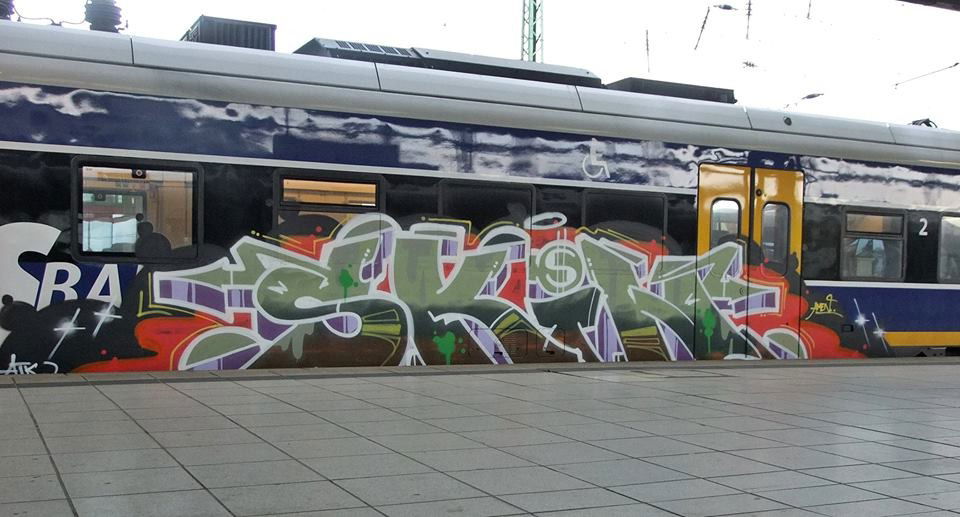 Graffiti Train - Photo by oldenburgcity - skin (2015)
