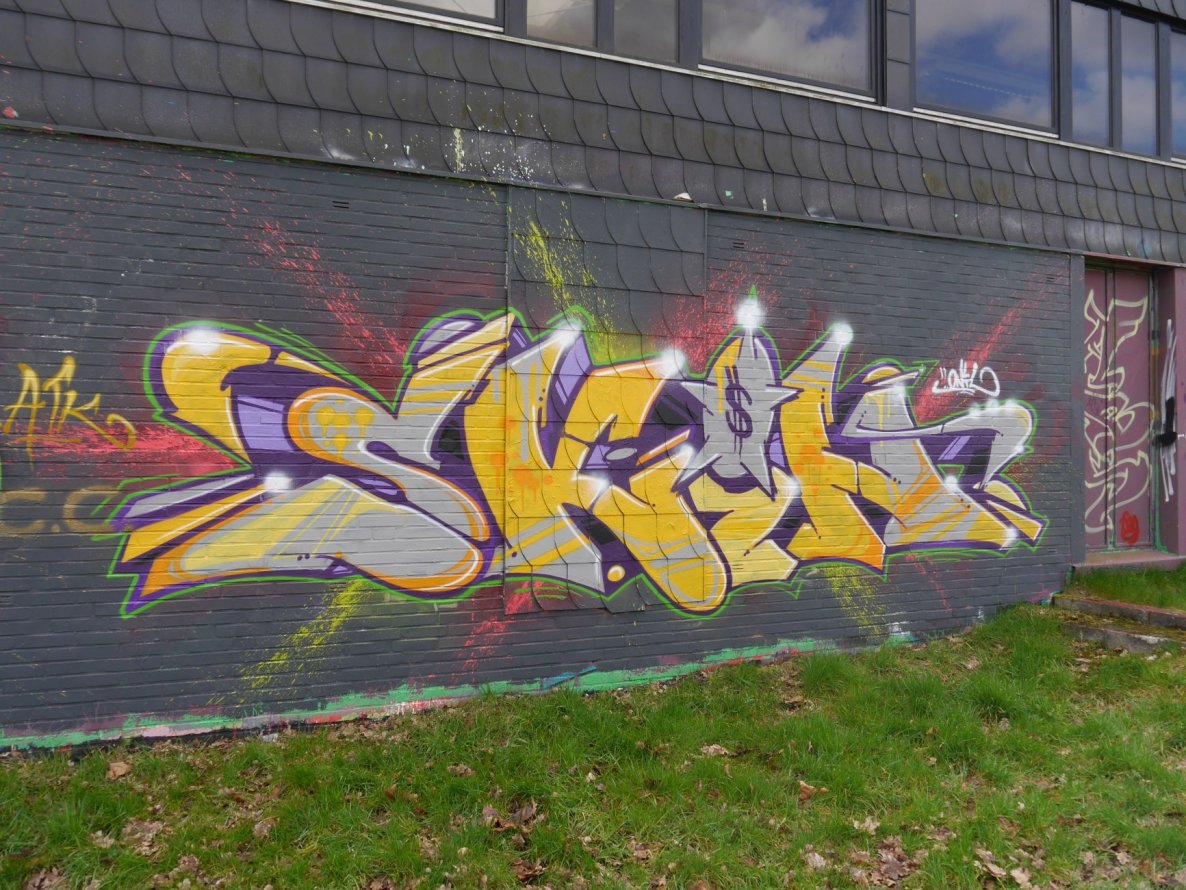 Graffiti Wall - Photo by oldenburgcity - skin (2015)