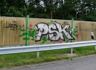 Graffiti Bombing - Photo by oldenburgcity - psk (2015)