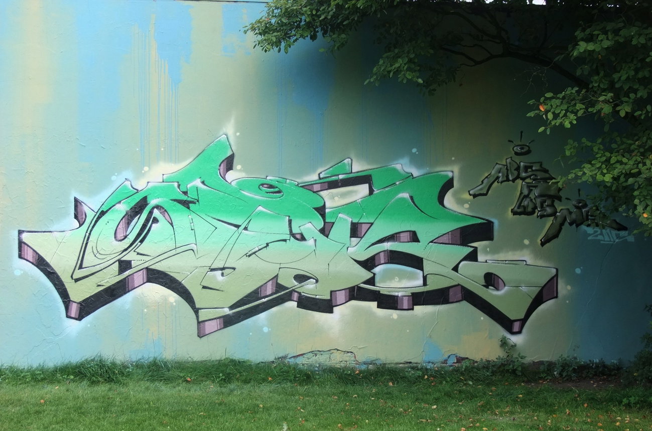 Graffiti Wall - Photo by oldenburgcity - spuk (2015)