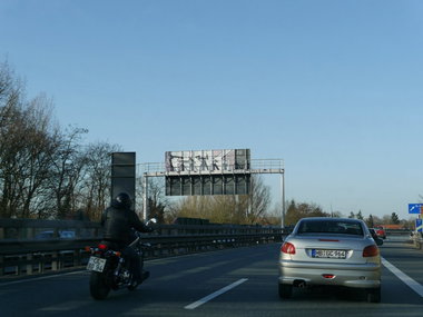 Graffiti Bombing - Photo by oldenburgcity - psk (2008)