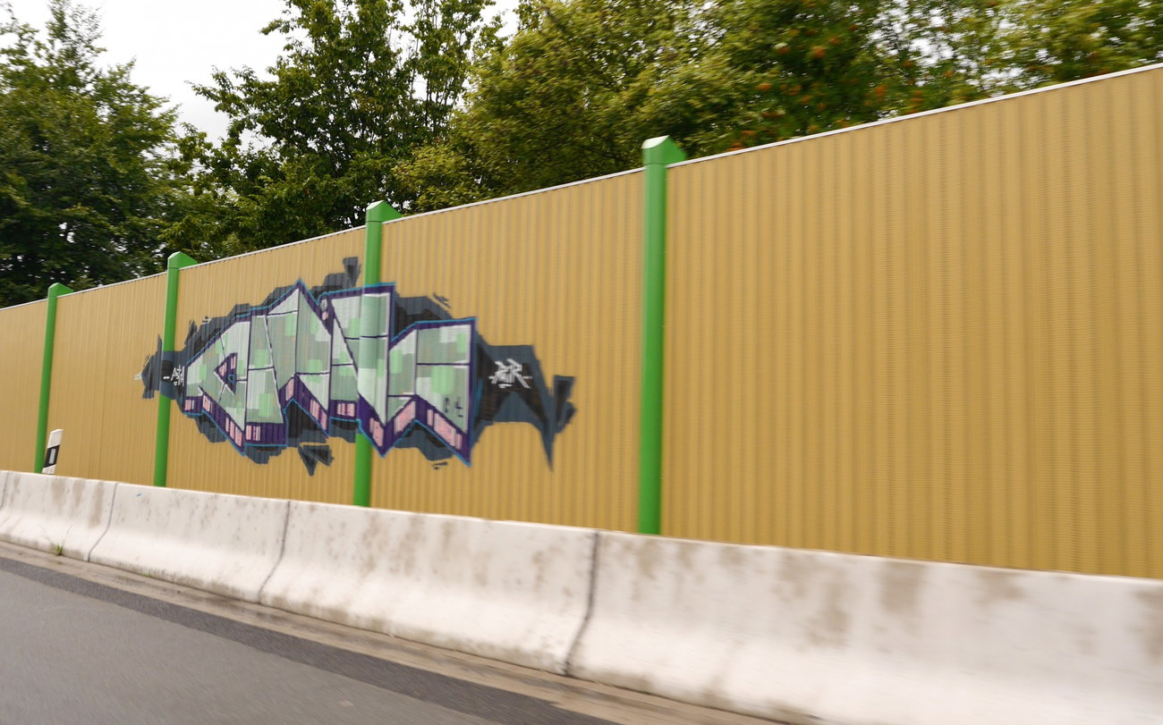 Graffiti Bombing - Photo by oldenburgcity - onil.oniel (2015)