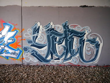 Graffiti Wall - Photo by oldenburgcity - yela (2015)