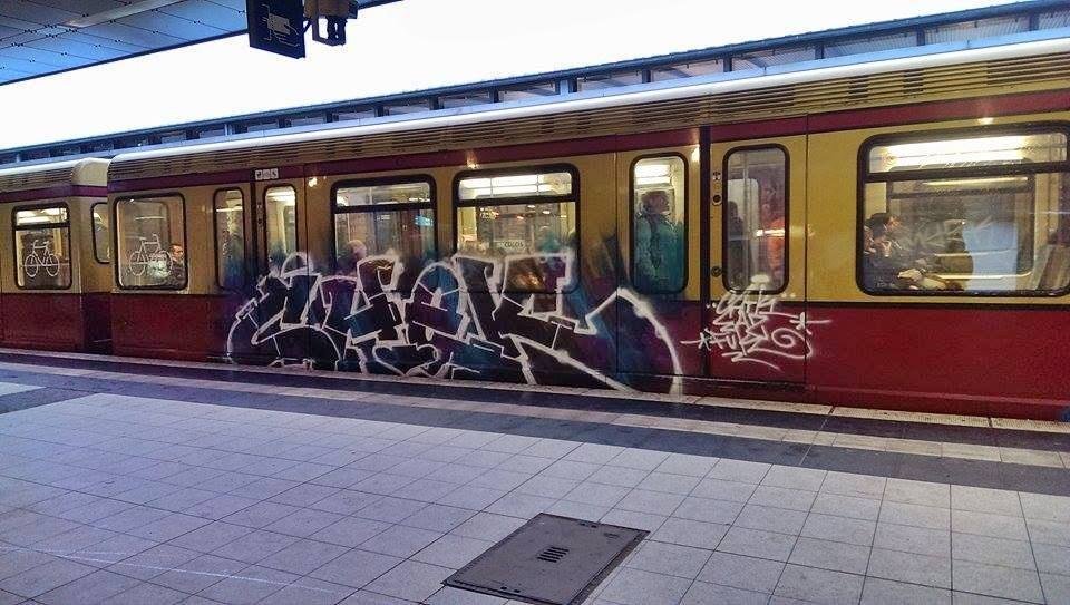Graffiti Train - Photo by oldenburgcity - chek (2015)