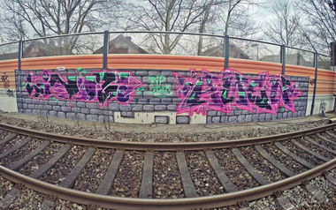 Graffiti Bombing - Photo by oldenburgcity - linuz, leenoe, amen (2015)