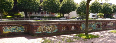 Graffiti Bombing - Photo by oldenburgcity - razia, btrug, pubic (2015)