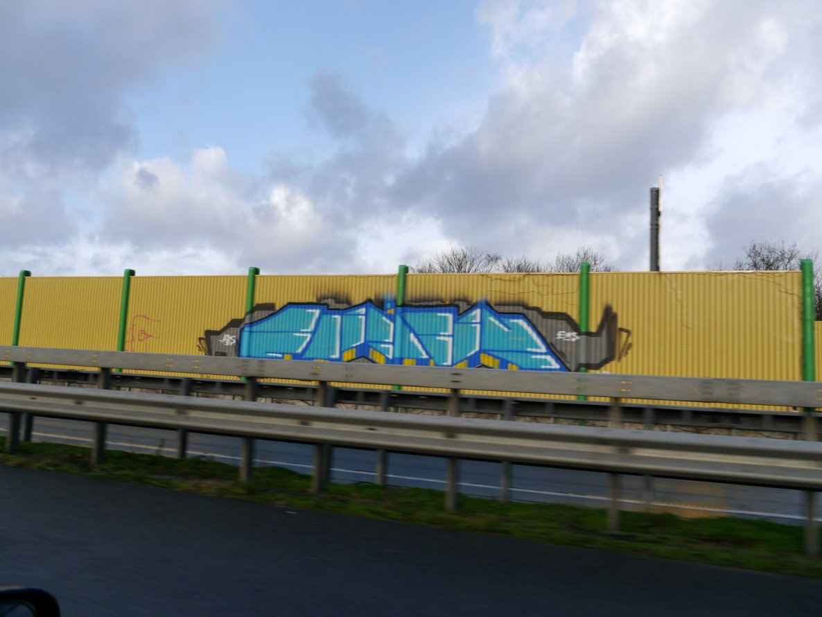 Graffiti Bombing - Photo by oldenburgcity - onil (2014)