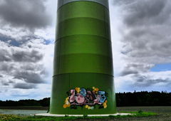 Graffiti Bombing - Photo by oldenburgcity - linus, leenoe, leeno (2015)