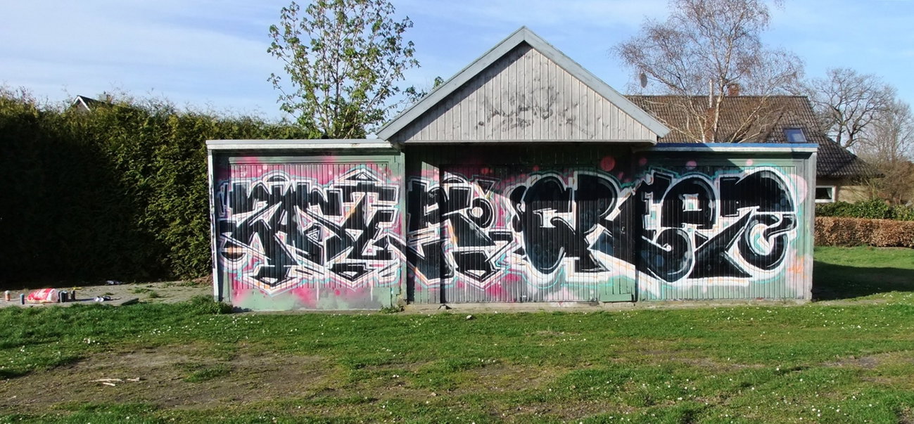 Graffiti Wall - Photo by oldenburgcity - zaster, great (2015)