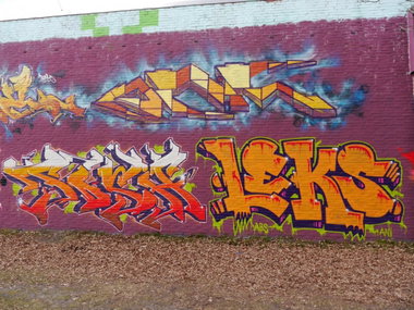Graffiti Wall - Photo by oldenburgcity - onil, tosh, leks (2015)