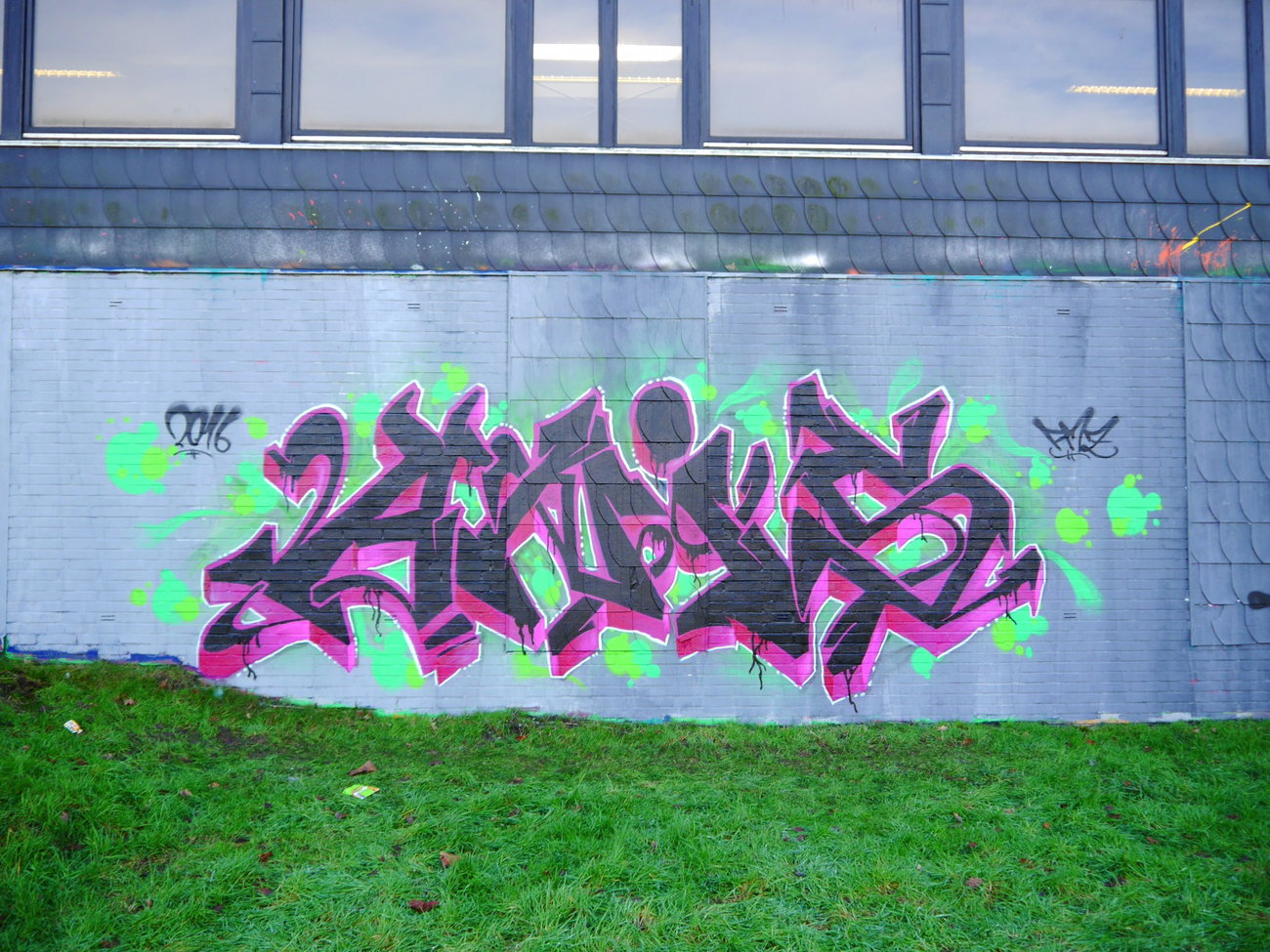 Graffiti Wall - Photo by oldenburgcity - anis (2016)