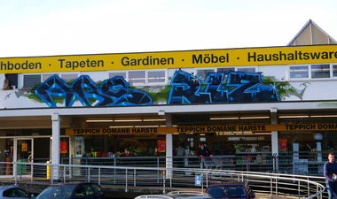 Graffiti Bombing - Photo by oldenburgcity - abs, rlz (2016)