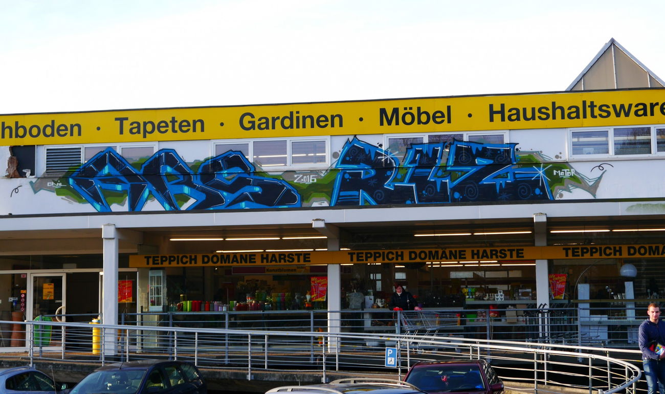 Graffiti Bombing - Photo by oldenburgcity - abs, rlz (2016)