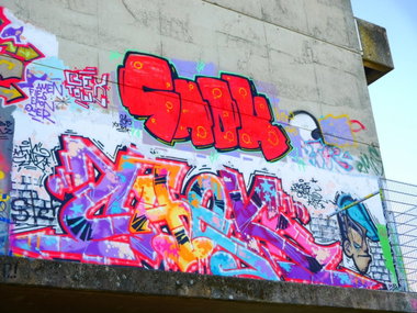 Graffiti Wall - Photo by oldenburgcity - snok, chek