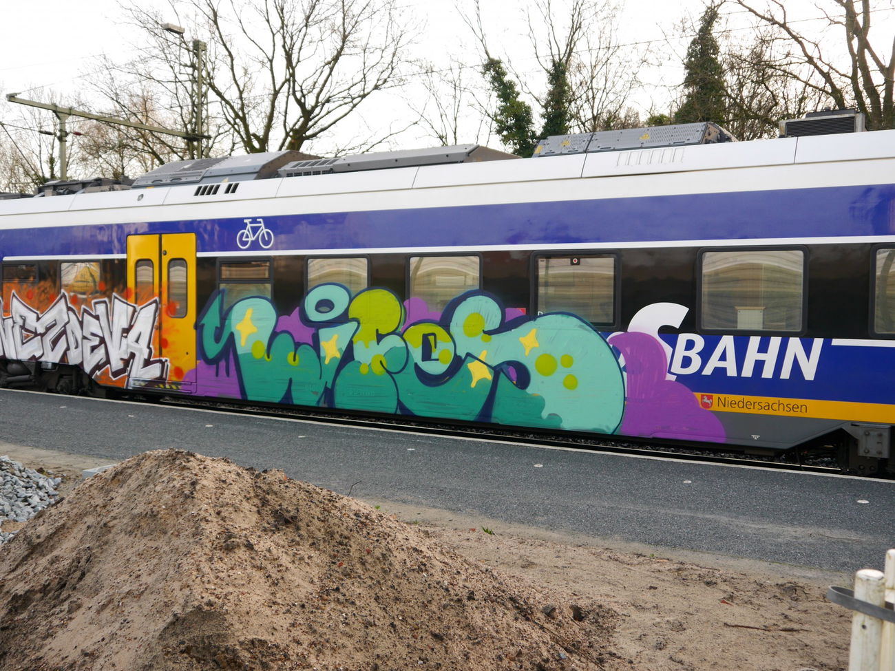 Graffiti Train - Photo by oldenburgcity - lifes (2015)