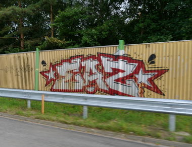 Graffiti Bombing - Photo by oldenburgcity - eaz (2015)
