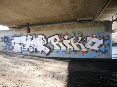 Graffiti Bombing - Photo by oldenburgcity - taig, taik, riko (2015)