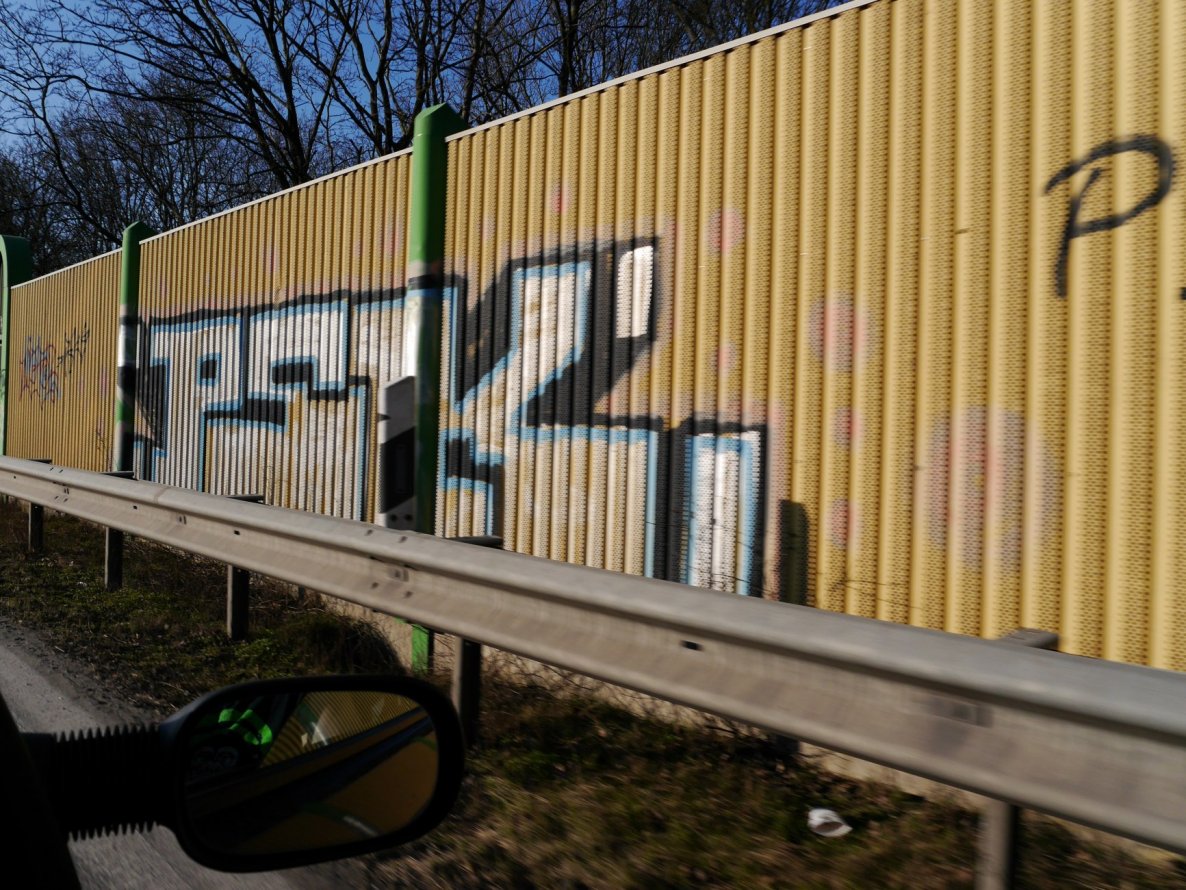Graffiti Bombing - Photo by oldenburgcity - psk (2007)