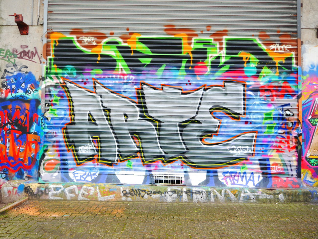 Graffiti Wall - Photo by oldenburgcity - arte
