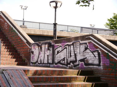 Graffiti Bombing - Photo by oldenburgcity - dwh, swk (2015)
