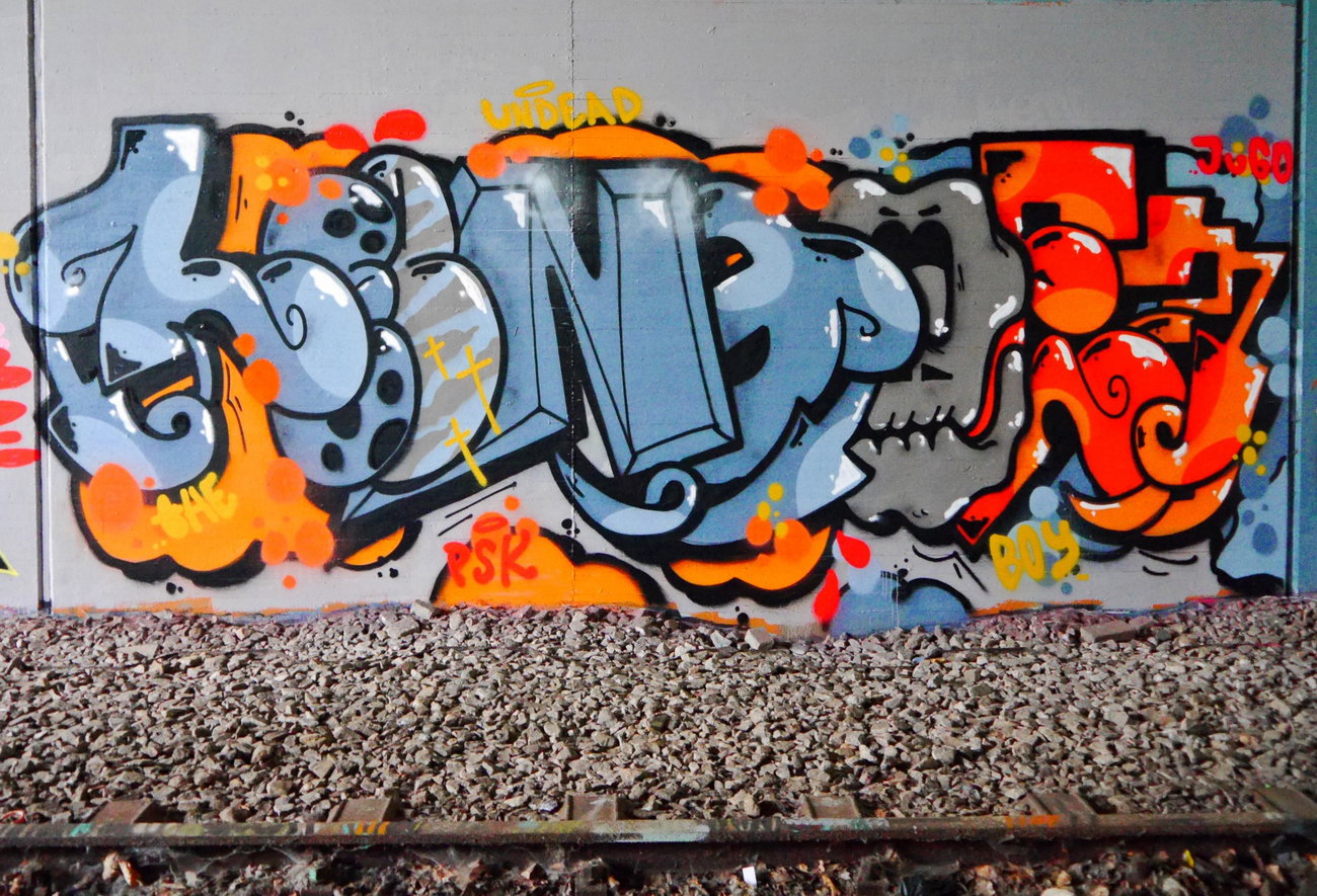 Graffiti Wall - Photo by oldenburgcity - leenooe, leeno, leenoe (2015)