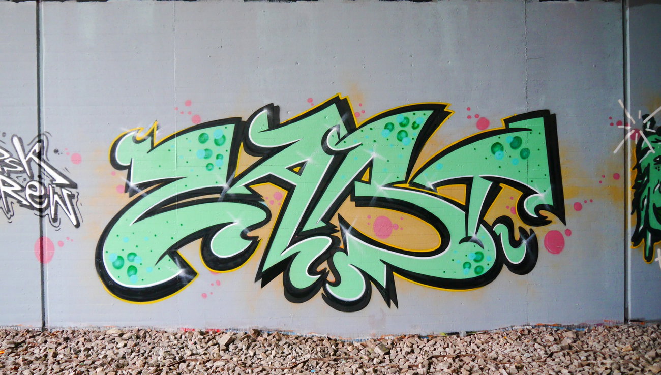 Graffiti Wall - Photo by oldenburgcity - zart (2016)