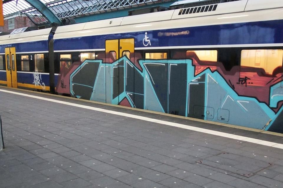 Graffiti Train - Photo by oldenburgcity - onil (2014)