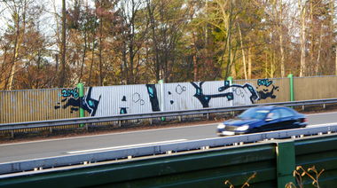 Graffiti Bombing - Photo by oldenburgcity - abs (2016)