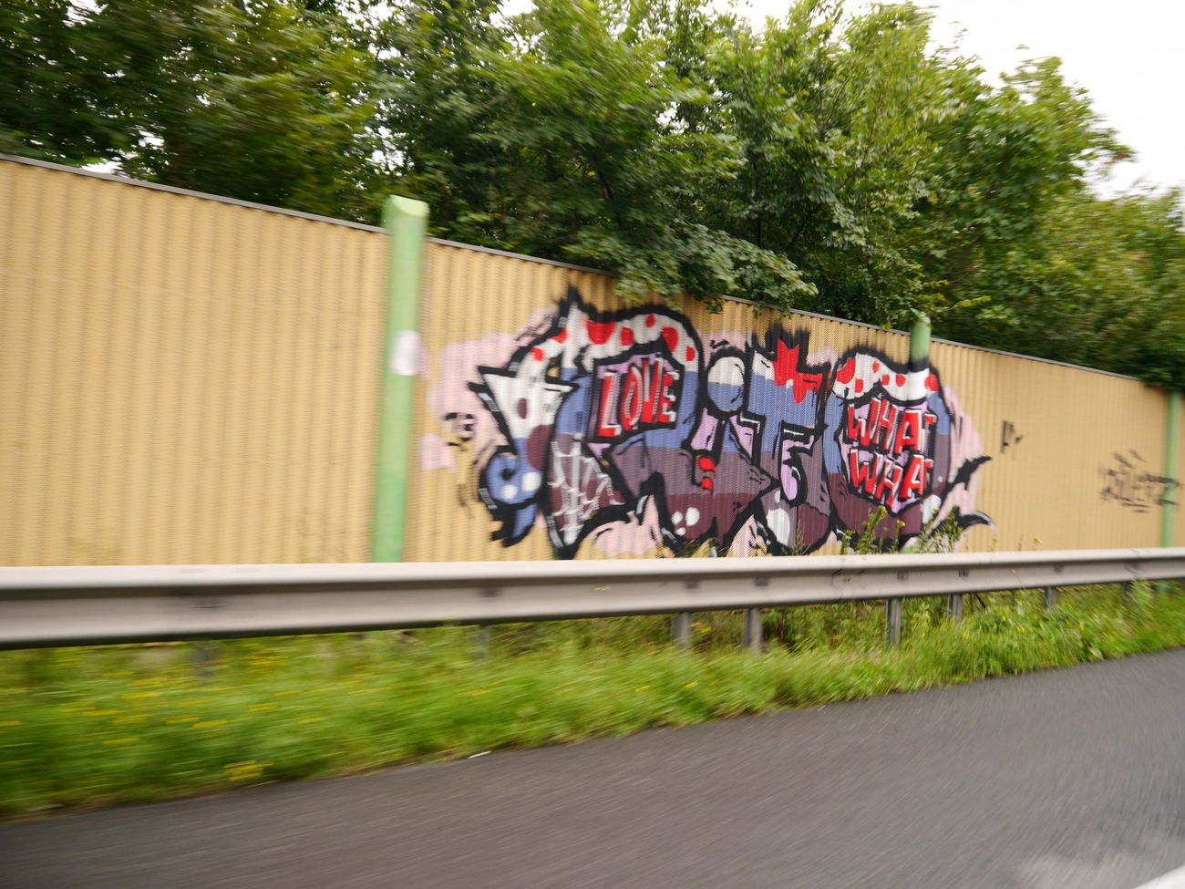 Graffiti Bombing - Photo by oldenburgcity - ritoe, rito (2013)