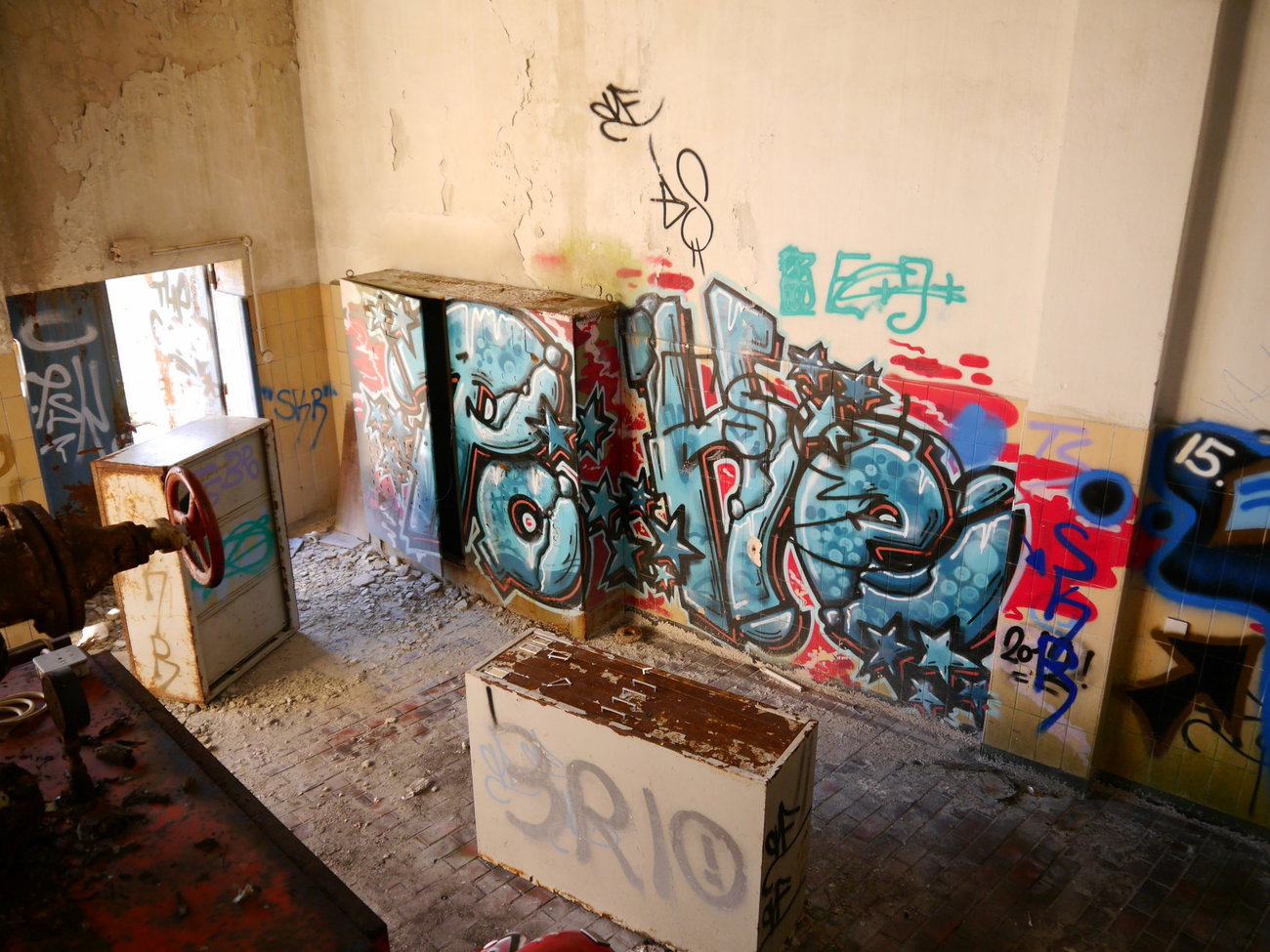 Graffiti Wall - Photo by oldenburgcity - poke (2012)