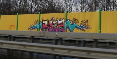 Graffiti Bombing - Photo by oldenburgcity - rlz (2014)
